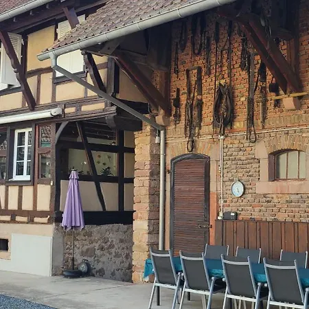 فندق مبيت وإفطار Les Colombages 3*